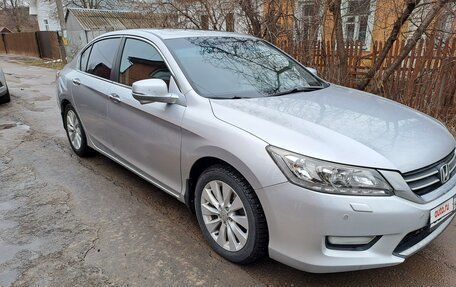 Honda Accord IX рестайлинг, 2013 год, 1 870 000 рублей, 7 фотография