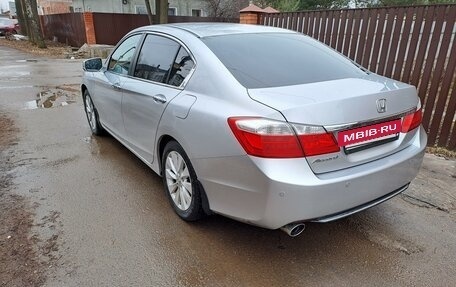 Honda Accord IX рестайлинг, 2013 год, 1 870 000 рублей, 4 фотография