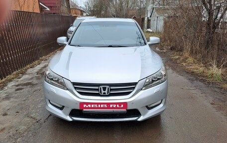 Honda Accord IX рестайлинг, 2013 год, 1 870 000 рублей, 6 фотография