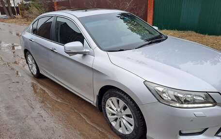 Honda Accord IX рестайлинг, 2013 год, 1 870 000 рублей, 17 фотография