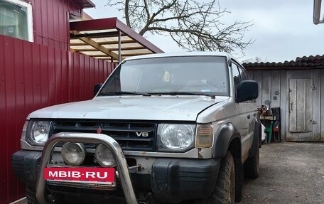 Mitsubishi Pajero III рестайлинг, 1997 год, 400 000 рублей, 4 фотография