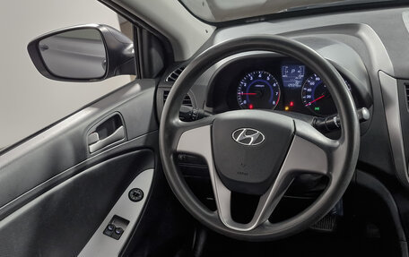 Hyundai Solaris II рестайлинг, 2014 год, 999 000 рублей, 15 фотография