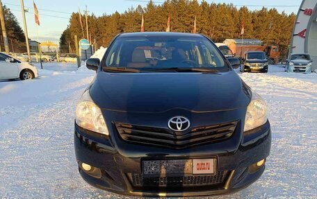 Toyota Verso I, 2010 год, 999 000 рублей, 2 фотография