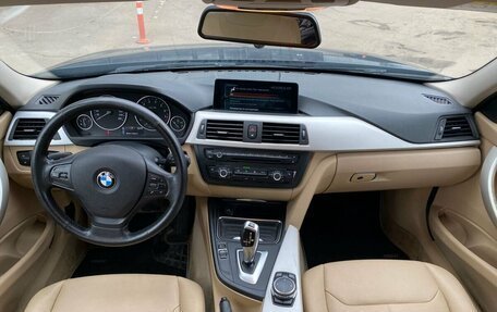 BMW 3 серия, 2013 год, 1 395 000 рублей, 10 фотография