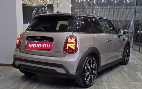 MINI Hatch, 2022 год, 3 490 000 рублей, 7 фотография