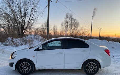 Chevrolet Aveo III, 2014 год, 860 000 рублей, 4 фотография