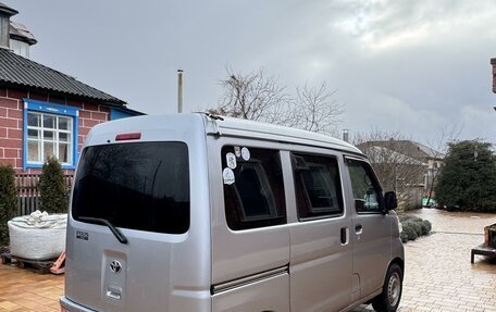 Toyota Pixis Van I, 2018 год, 1 100 000 рублей, 2 фотография