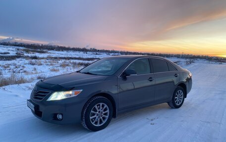 Toyota Camry, 2011 год, 1 455 000 рублей, 2 фотография