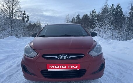 Hyundai Solaris II рестайлинг, 2011 год, 890 000 рублей, 2 фотография