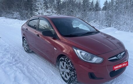 Hyundai Solaris II рестайлинг, 2011 год, 890 000 рублей, 10 фотография