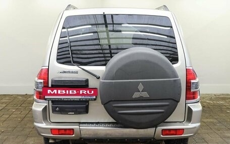 Mitsubishi Montero III, 2000 год, 850 000 рублей, 3 фотография