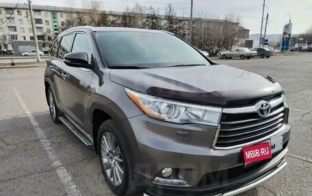 Toyota Highlander III, 2014 год, 3 350 000 рублей, 1 фотография