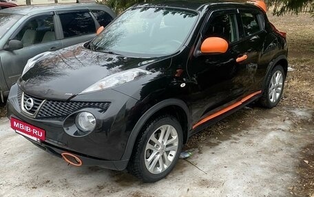 Nissan Juke II, 2013 год, 1 300 000 рублей, 2 фотография