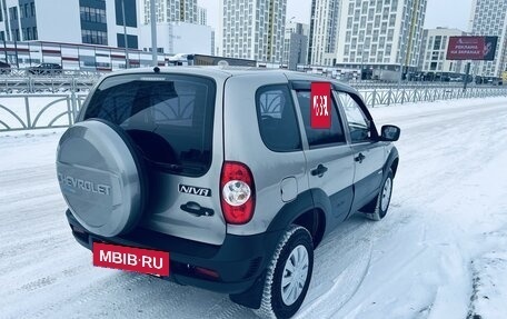 Chevrolet Niva I рестайлинг, 2015 год, 730 000 рублей, 4 фотография