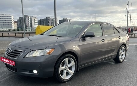 Toyota Camry, 2006 год, 1 250 000 рублей, 2 фотография