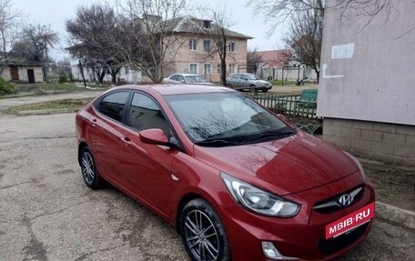 Hyundai Solaris II рестайлинг, 2011 год, 835 000 рублей, 16 фотография