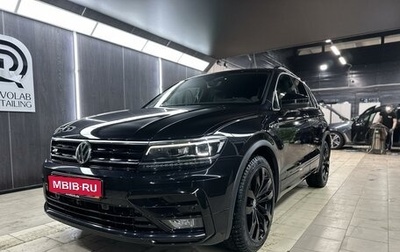 Volkswagen Tiguan II, 2019 год, 3 990 000 рублей, 1 фотография