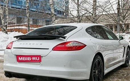 Porsche Panamera II рестайлинг, 2013 год, 4 000 000 рублей, 10 фотография