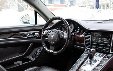 Porsche Panamera II рестайлинг, 2013 год, 4 000 000 рублей, 29 фотография