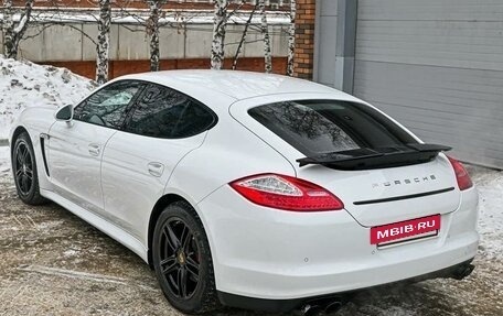 Porsche Panamera II рестайлинг, 2013 год, 4 000 000 рублей, 15 фотография