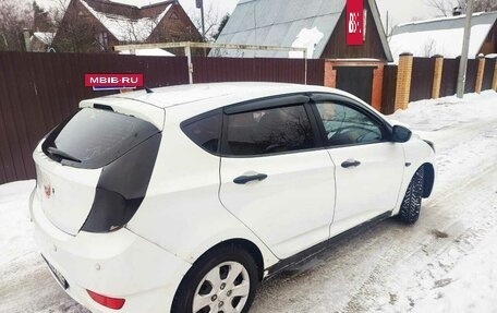 Hyundai Solaris II рестайлинг, 2011 год, 725 000 рублей, 6 фотография