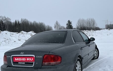 Hyundai Sonata IV рестайлинг, 2005 год, 500 000 рублей, 7 фотография