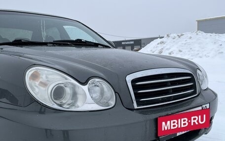 Hyundai Sonata IV рестайлинг, 2005 год, 500 000 рублей, 3 фотография