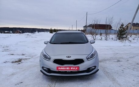 KIA cee'd III, 2014 год, 1 000 000 рублей, 2 фотография