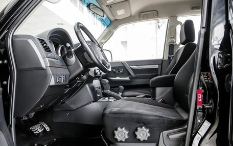 Mitsubishi Pajero IV, 2013 год, 2 748 000 рублей, 14 фотография