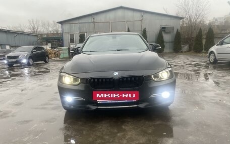 BMW 3 серия, 2012 год, 1 600 000 рублей, 2 фотография