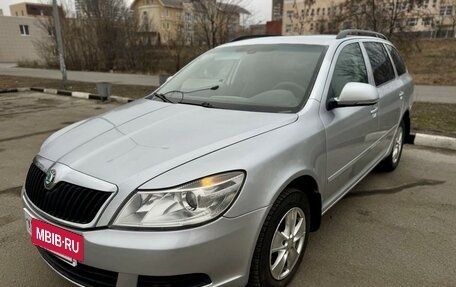 Skoda Octavia, 2011 год, 760 000 рублей, 2 фотография