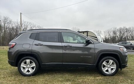 Jeep Compass II, 2022 год, 3 837 000 рублей, 7 фотография