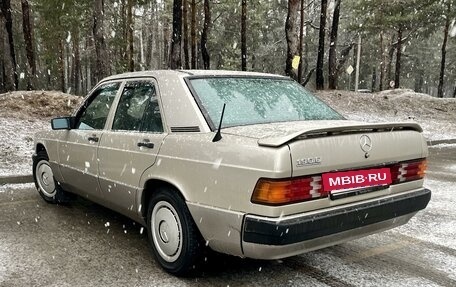 Mercedes-Benz 190 (W201), 1989 год, 1 190 000 рублей, 7 фотография