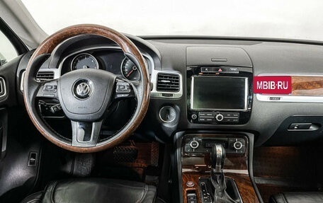 Volkswagen Touareg III, 2012 год, 2 197 000 рублей, 12 фотография