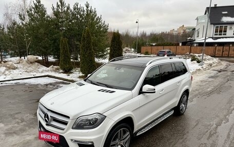 Mercedes-Benz GL-Класс, 2015 год, 4 200 000 рублей, 3 фотография