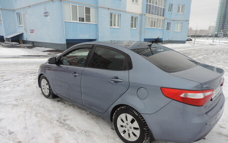 KIA Rio III рестайлинг, 2013 год, 960 000 рублей, 1 фотография