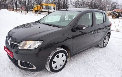 Renault Sandero II рестайлинг, 2014 год, 759 000 рублей, 1 фотография