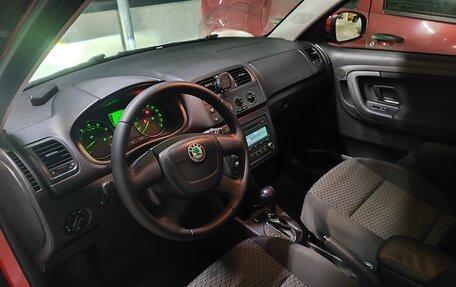 Skoda Fabia II, 2011 год, 1 000 000 рублей, 13 фотография