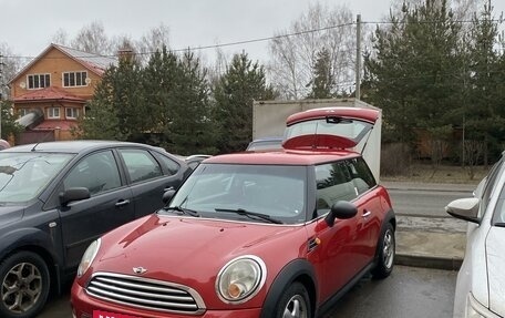 MINI Hatch, 2010 год, 850 000 рублей, 2 фотография