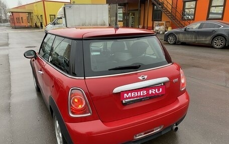 MINI Hatch, 2010 год, 850 000 рублей, 9 фотография