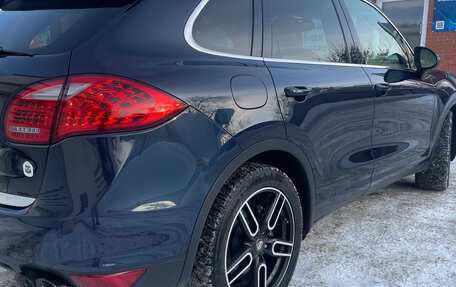 Porsche Cayenne III, 2010 год, 2 650 000 рублей, 27 фотография