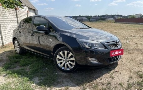 Opel Astra J, 2011 год, 966 000 рублей, 5 фотография