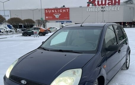 Ford Fiesta, 2002 год, 320 000 рублей, 2 фотография