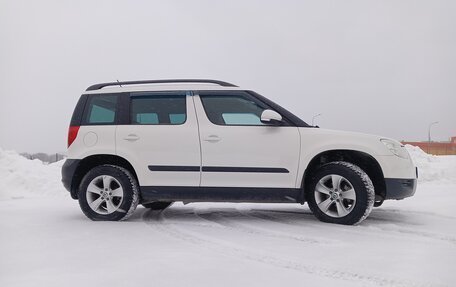 Skoda Yeti I рестайлинг, 2011 год, 720 000 рублей, 20 фотография