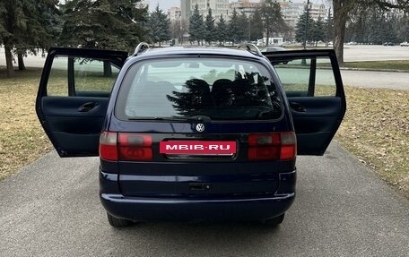 Volkswagen Sharan I рестайлинг, 1999 год, 500 000 рублей, 19 фотография