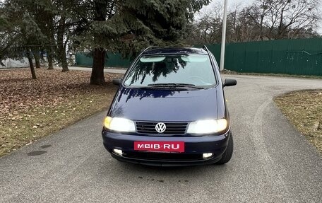 Volkswagen Sharan I рестайлинг, 1999 год, 500 000 рублей, 28 фотография