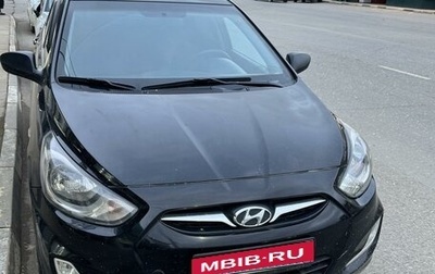 Hyundai Solaris II рестайлинг, 2013 год, 815 000 рублей, 1 фотография