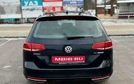 Volkswagen Passat B8 рестайлинг, 2017 год, 1 750 000 рублей, 4 фотография