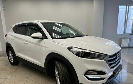 Hyundai Tucson III, 2017 год, 1 785 000 рублей, 3 фотография