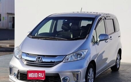 Honda Freed I, 2016 год, 908 000 рублей, 1 фотография